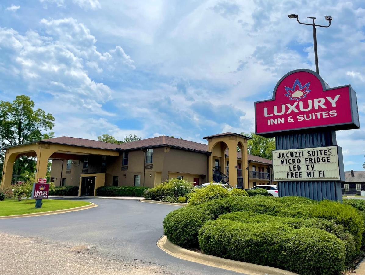 Luxury Inn & Suites Selma Exterior photo